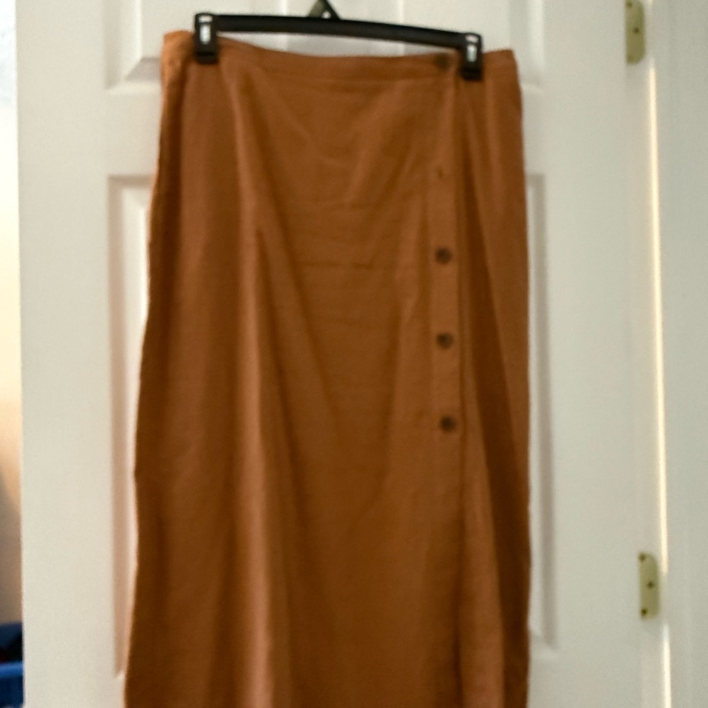 Treasure & Bond High-Low Skirt in Rust